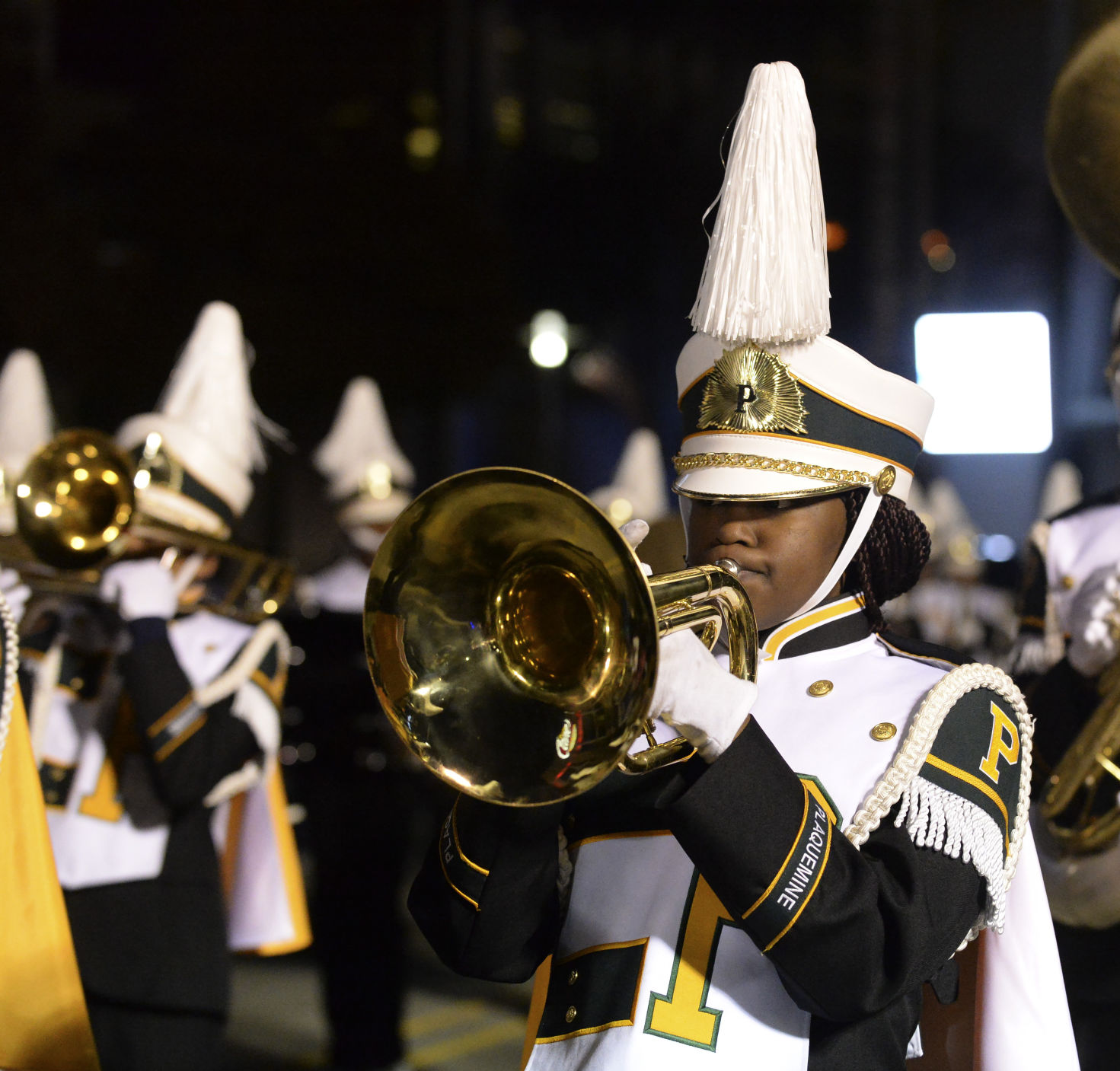 BR.xmasparade.121017 HS 120.JPG